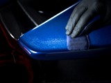 keramische coating blauwe ferrari